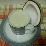 🥥 Descubre la deliciosa receta de 🌴 Atole de Coco Estilo Veracruz: ¡Un viaje tropical en cada sorbo! 🌴💖