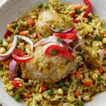 🍛Delicioso Arroz con Pollo de Perú: ¡Sabor auténtico y exquisito! Descubre la receta secreta aquí 🇵🇪