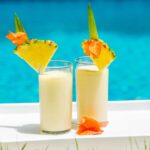 🍹🍍 Descubre la auténtica receta de la piña colada peruana 🇵🇪 ¡Prepárala y disfruta del sabor tropical en casa!